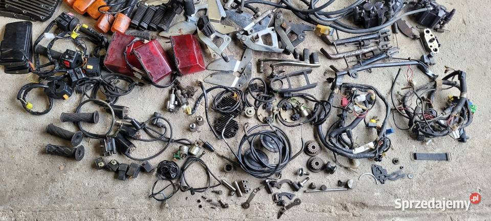 suzuki gs 500 lagi elektryka plastiki części Pozostałe