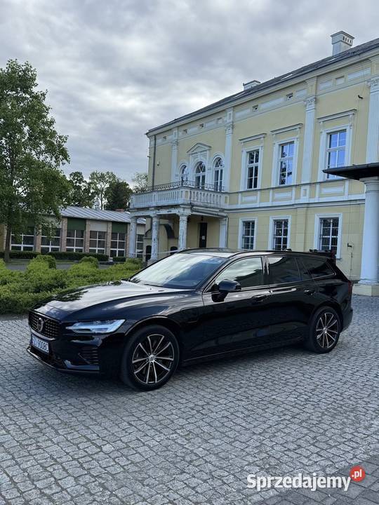 Volvo V60 Plus Dark Recharge PlugIn Hybrid AWD nieuszkodzony Volvo Sulechów