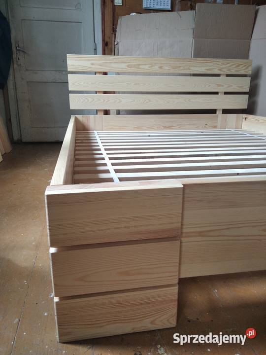 Nowoczesne łóżko drewnianesosnowe 160x200 Nisko