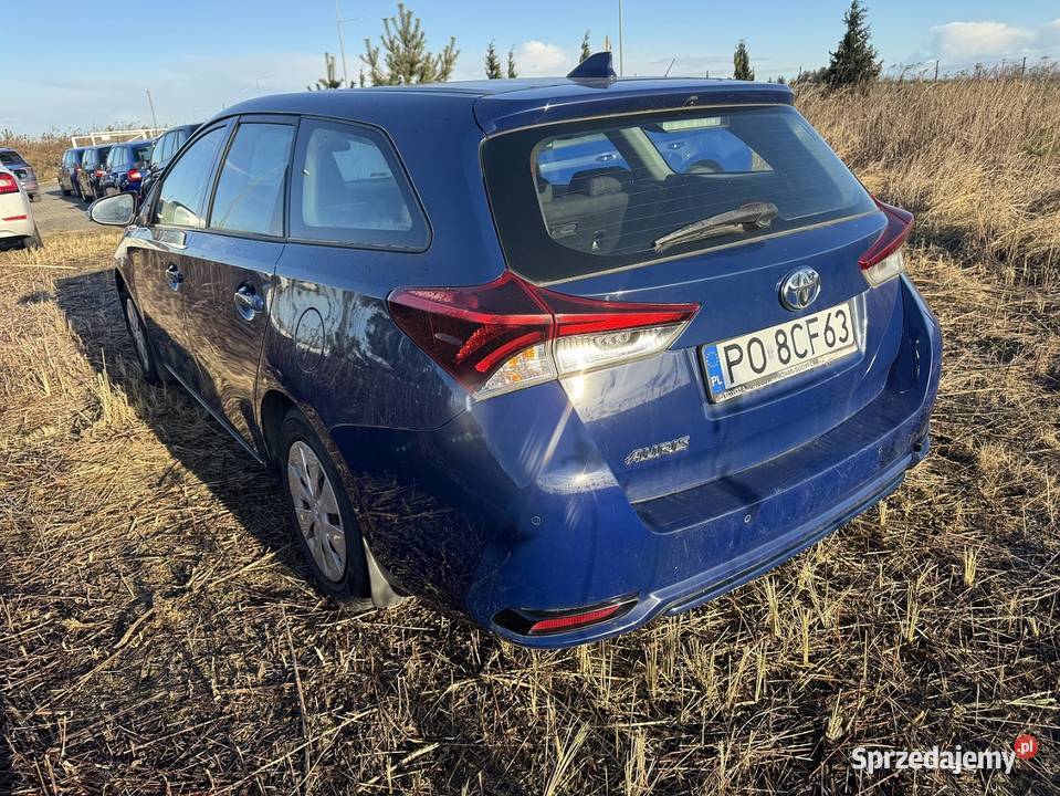 Toyota Auris kombi 16 benz LPG Janikowo sprzedam