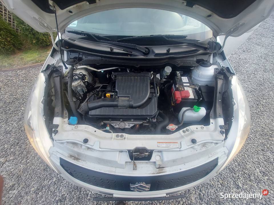 Suzuki swift 12 benzyna 4x4 sprzedam