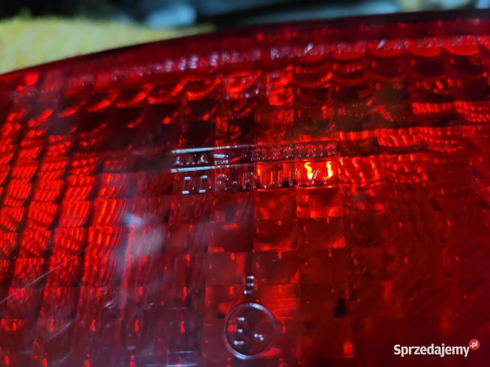 Nieużywana lampa przeciwmgielna tylna DDR Ruhla łódzkie Tuszynek Majoracki sprzedam