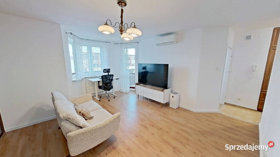 Sprzedam dwupokojowe mieszkanie z balkonem Rok budowy 2000 Kraków