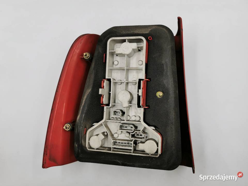 Lampa Prawy Tył Tylna Prawa VW Passat B5 Sedan Wyszków sprzedam