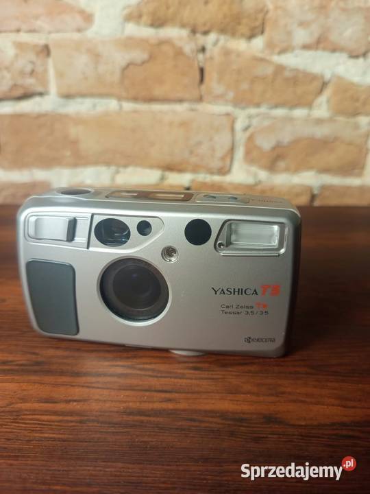 Yashica T5 Kyocera z obiektywem Carl Zeiss