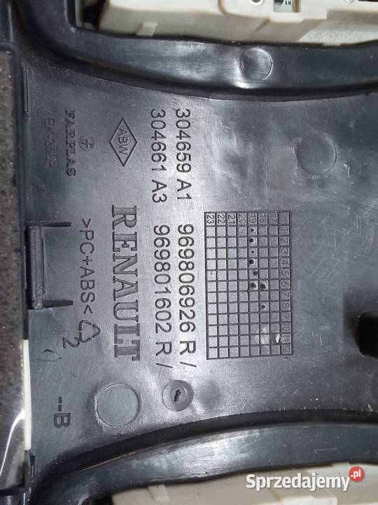 LAMPKA PODSUFITKI 969806926R 969801602R Renault Oświetlenie kabiny