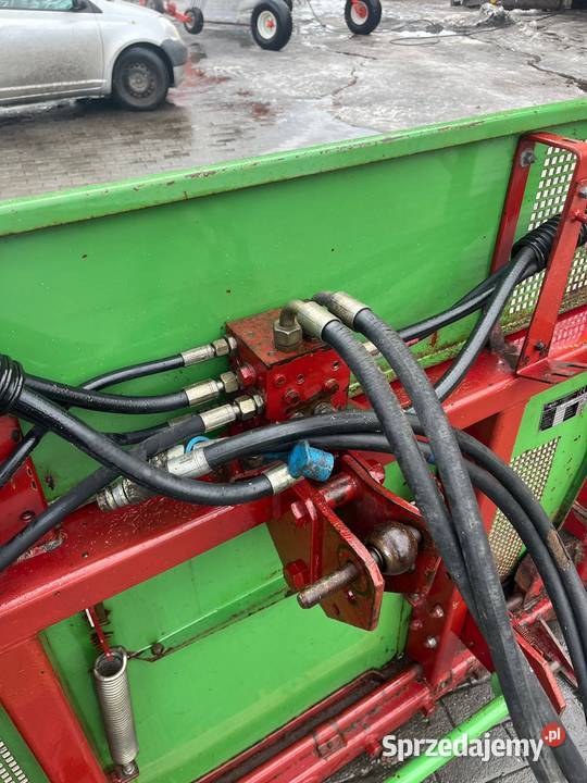 Strautmann HK wycinak do pryzm wybierak kiszonki mazowieckie Myszyniec sprzedam