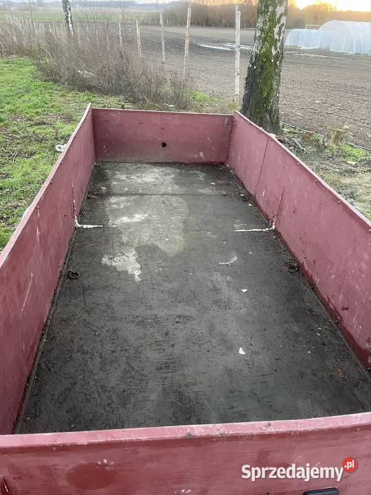 Przyczepka samochodowa