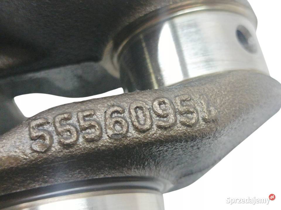 WAŁ KORBOWY 55560954 18 16V Z18XER Opel Vectra