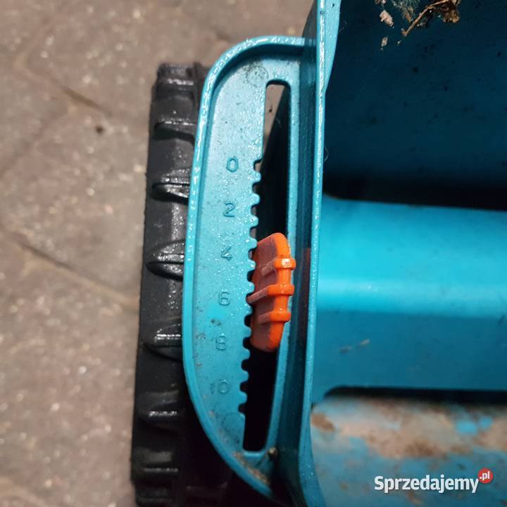 siewnik gardena do nawozu trawy uniwersalny mazowieckie Wiązowna