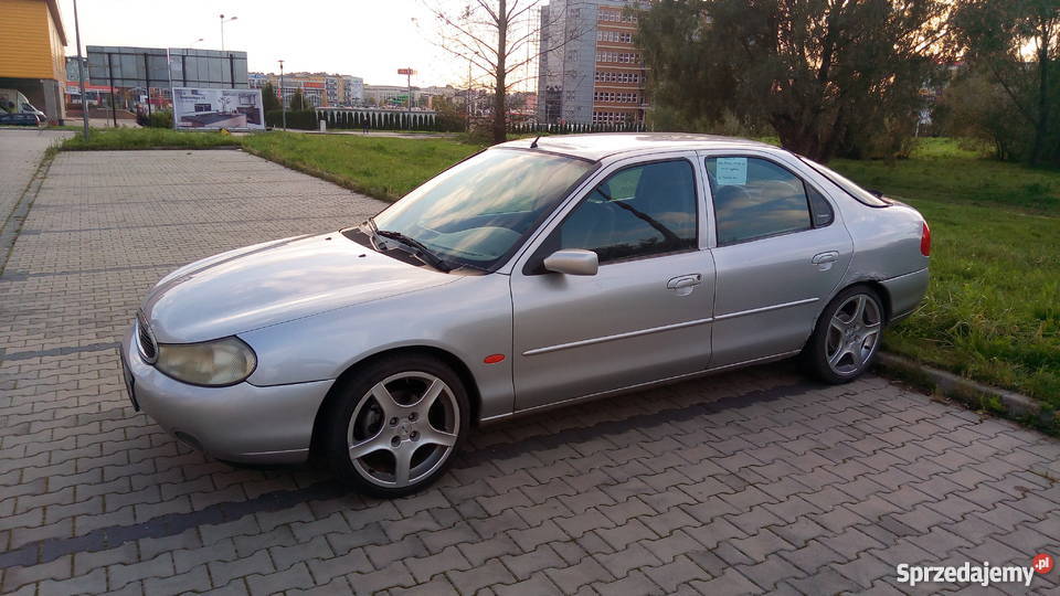 Ford Mondeo MK2 18 zetec welurowa tapicerka