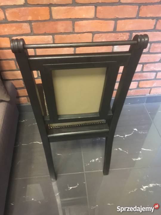 Stare bukowe krzesło renowacji wielkopolskie