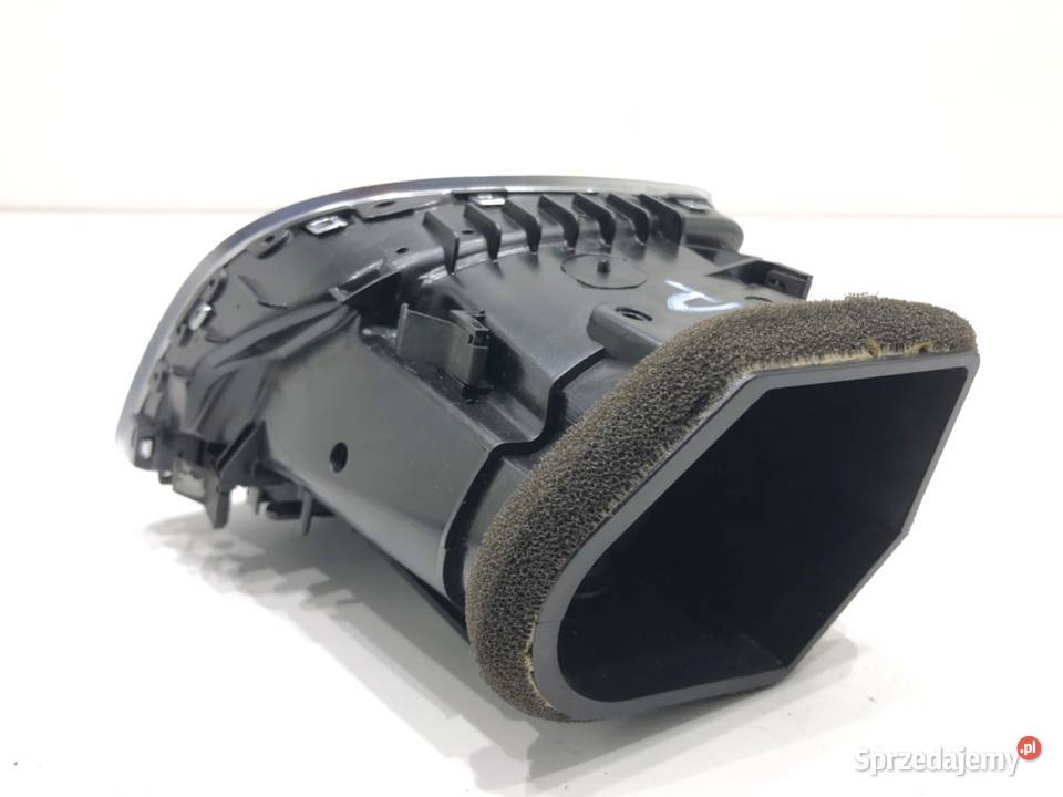 KRATKA NAWIEWU PRAWY PRZÓD AUDI A4 B8 8T1820902B