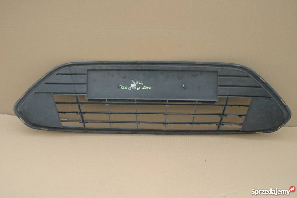 FORD MONDEO MK4 LIFT KRATKA ZDERZAKA ŚRODKOWA Bieleń