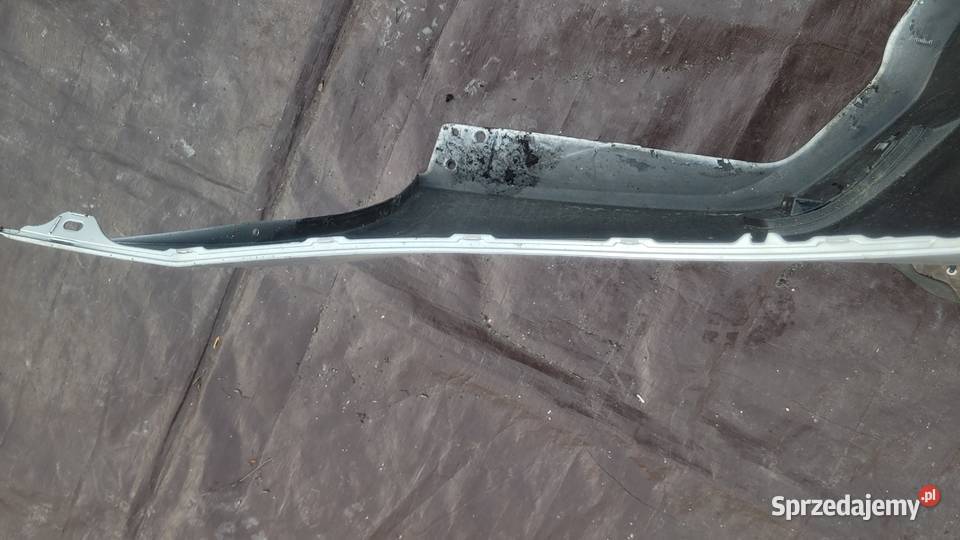 TOYOTA COROLLA E18 E16 2013 ZDERZAK TYL TYLNY Ruda Śląska sprzedam