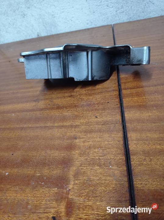 Dekiel pokrywa łańcucha Kawasaki ZZR 600 Silniki i osprzęt sprzedam