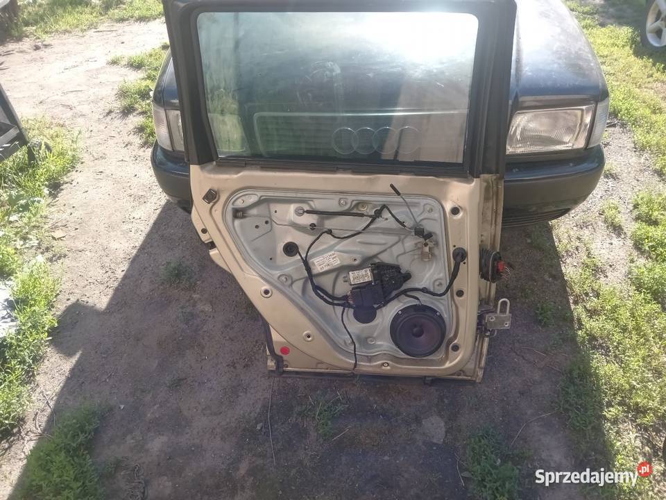 Passat B5 FL kombi drzwi lewy tył Teolin