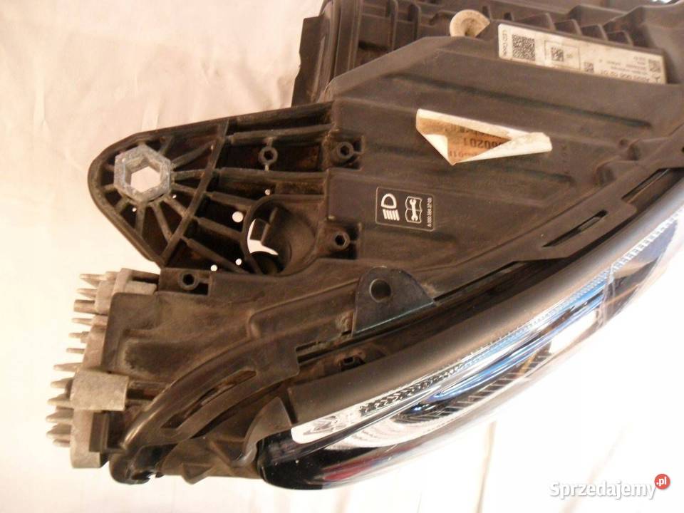 Reflektor MercedesBenz EQC B01720295