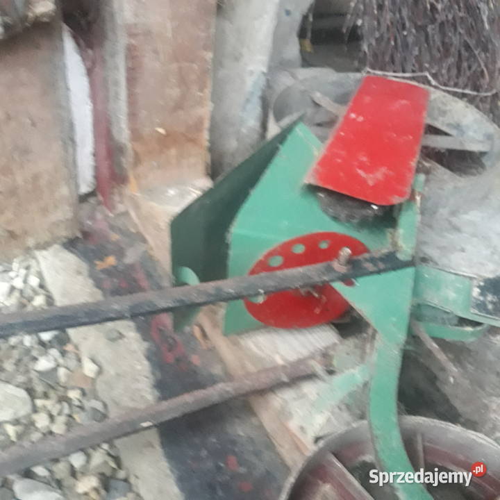 siewnik ręczny do warzyw podkarpackie Krosno