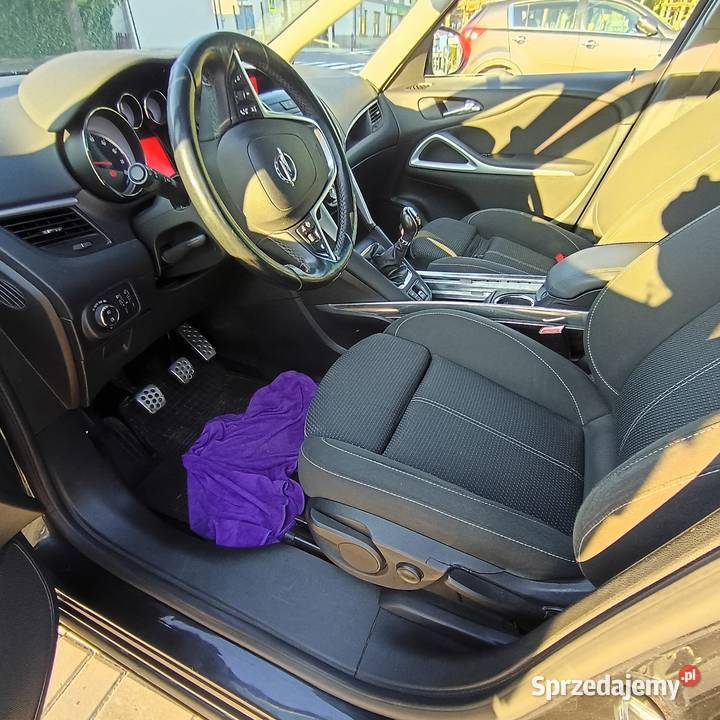 Opel Zafira C 2014 14 Turbo 175 przebiegu komputer pokładowy Lubanów