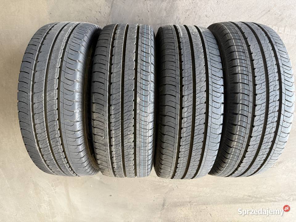 21565R15C Goodyear Toruń