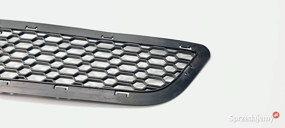 KRATKA ZDERZAKA PRZÓD FIAT FREEMONT 55000809AB osobowe Pozostałe Lipno