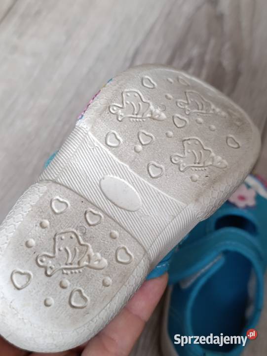 kapcie buty dziewczęce rozmiar 20 długość wielkopolskie Poznań