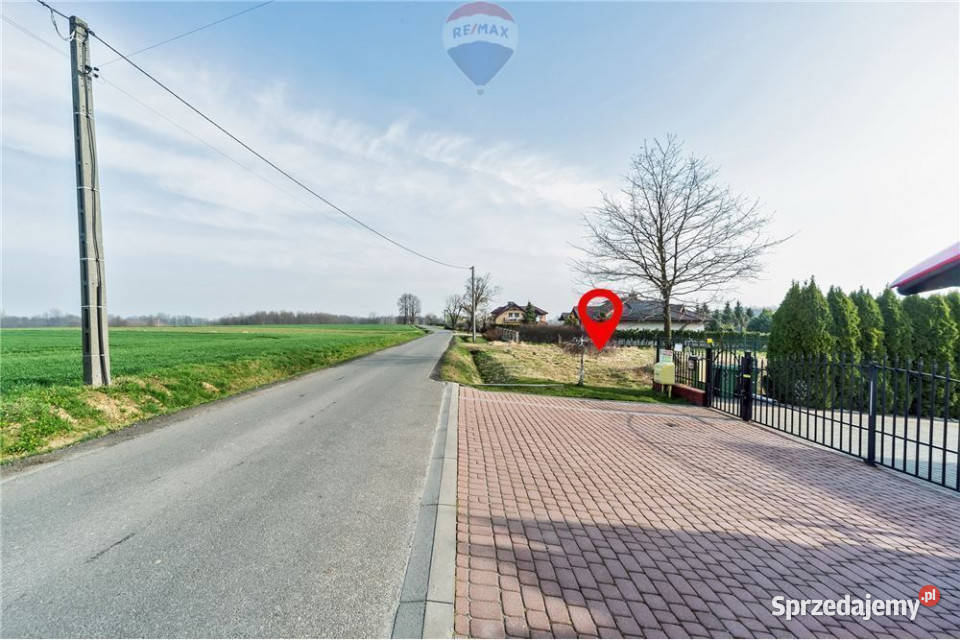 Działka budowlana 2426m2 z furtką do lasu Pisarzowice