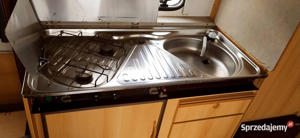 przyczepa kempingowa łóżka piętrowe campingowa sprzedam