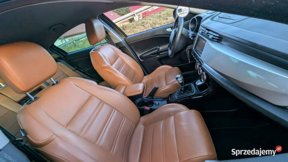 Alfa Romeo Giulietta 14 benzyna skóry Navi nawigacja Giulietta Kamienna Góra
