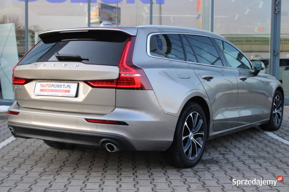 Volvo V60 2019r LED BLIS ACC Hak Panorama VAT23 Volvo Bielsko-Biała