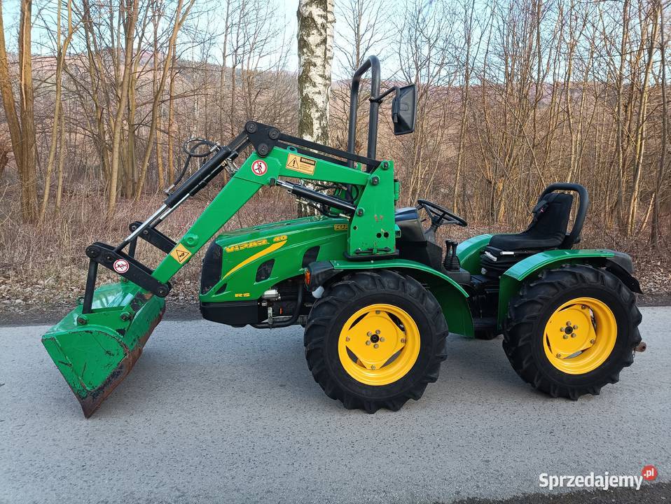 Ciągnik FERRARI Vipar 40 RS z Ładowaczem Sucha Beskidzka