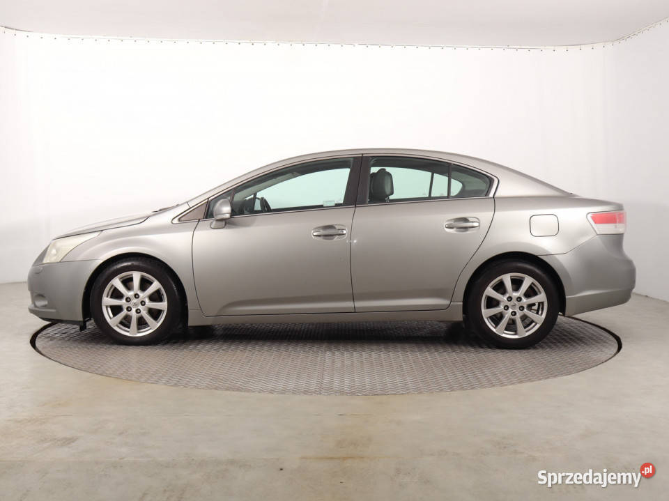 Toyota Avensis 22 D4D światła przeciwmgielne Katowice sprzedam