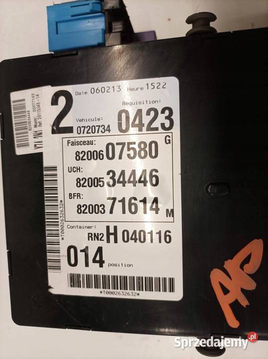 SKRZYNKA BEZPIECZNIKÓW MODUŁ 8200607580 19 DCI