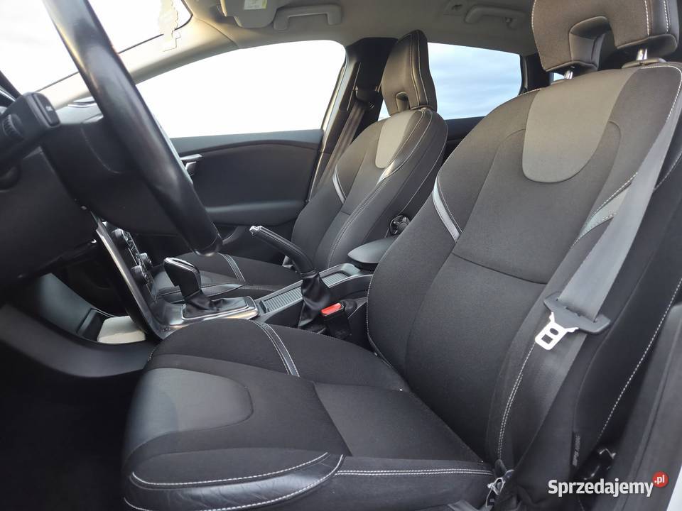 Volvo V40 20 D2 120 Automat 2015 r 120KM małopolskie Tarnów