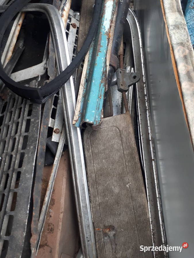 Triumph Herald zabytek trzy sztuki Golczowice