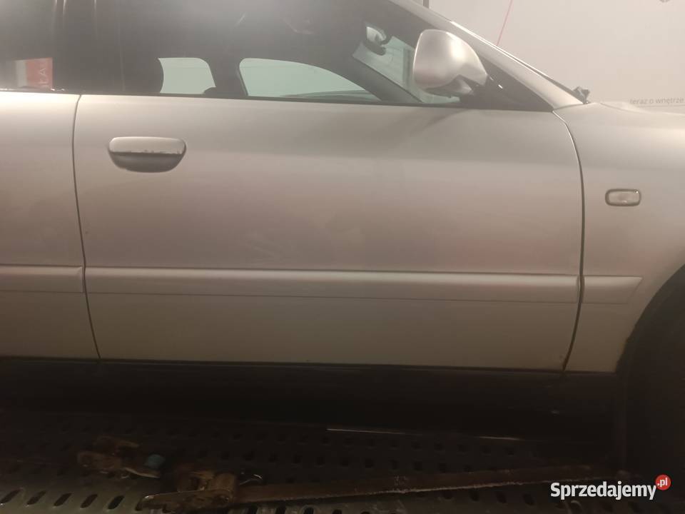 Drzwi Prawy Przód LY7W Audi A4 B5 FL a41 śląskie Myszków sprzedam