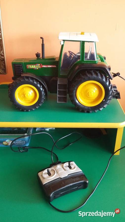Duży traktor zdalnie sterowany Uszkodzony Strzyżewice sprzedam