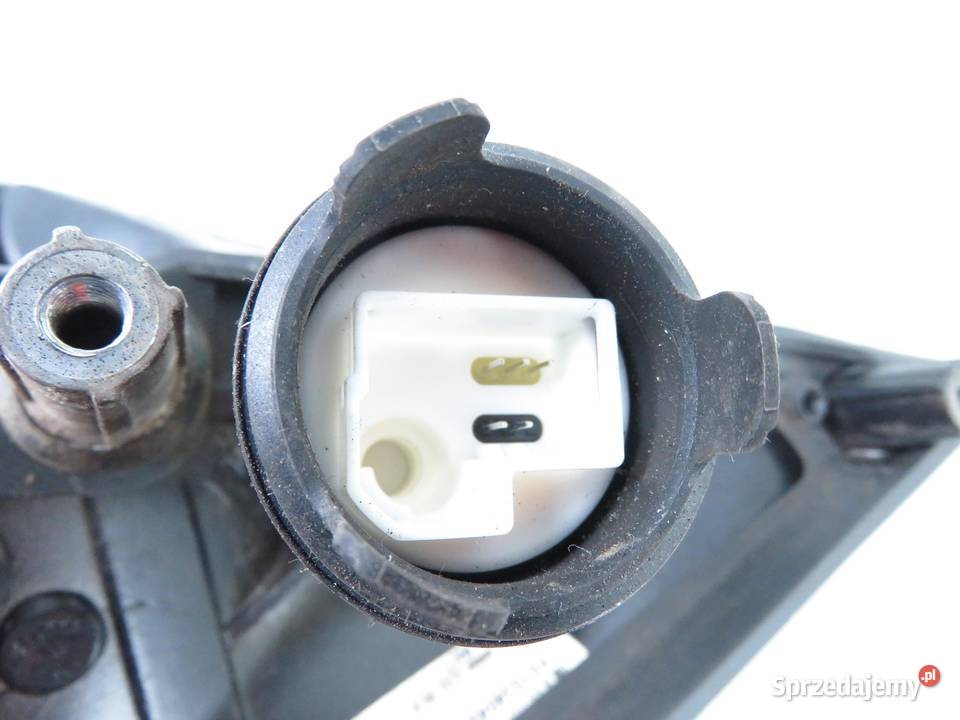 LUSTERKO PRAWE BMW F10 4 PIN ANGLIK osobowe