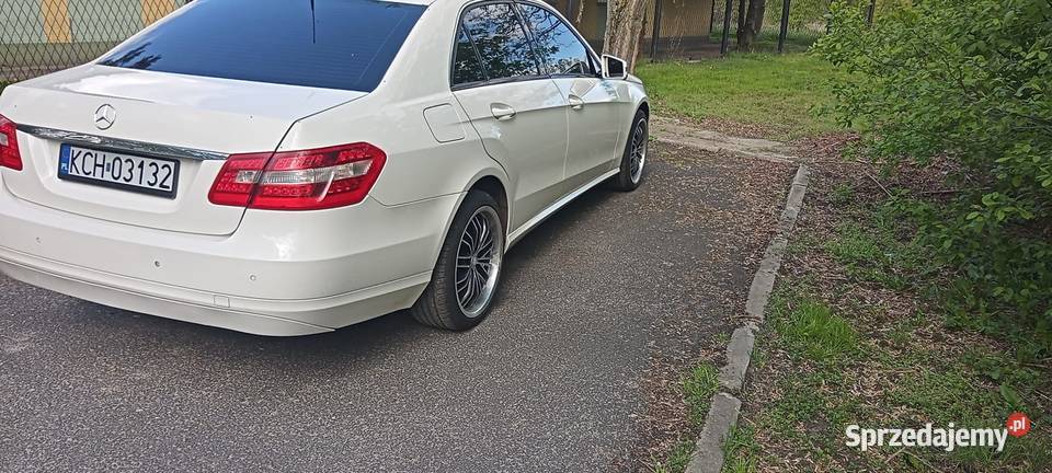 Sprzedam Mercedesa W212 w stanie Huta Stara B sprzedam