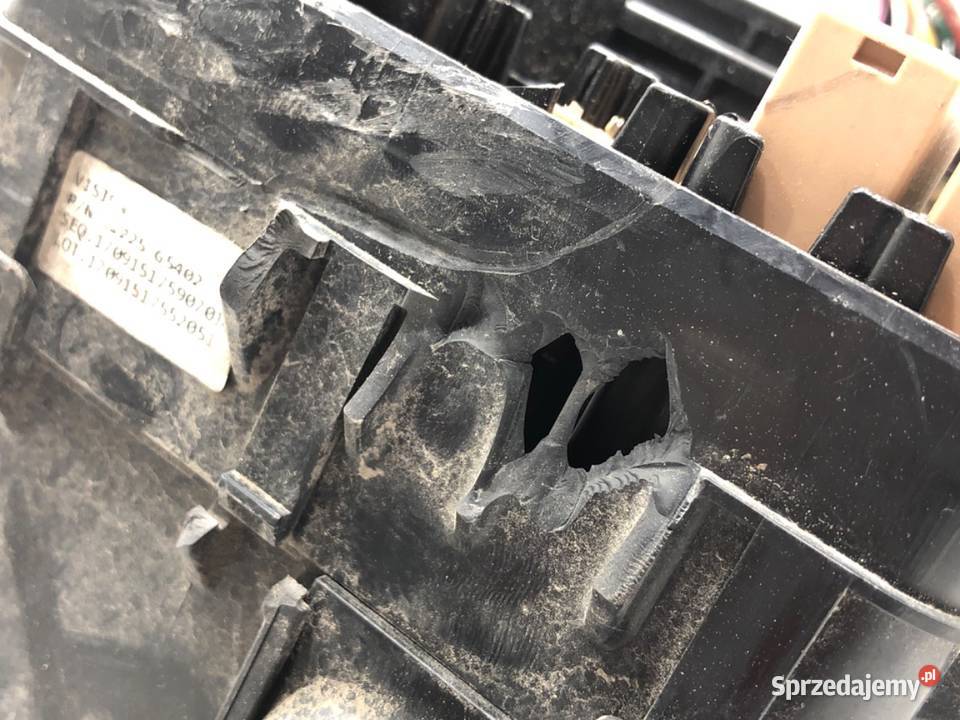 SKRZYNKA BEZPIECZNIKÓW KIA NIRO 91225G5402