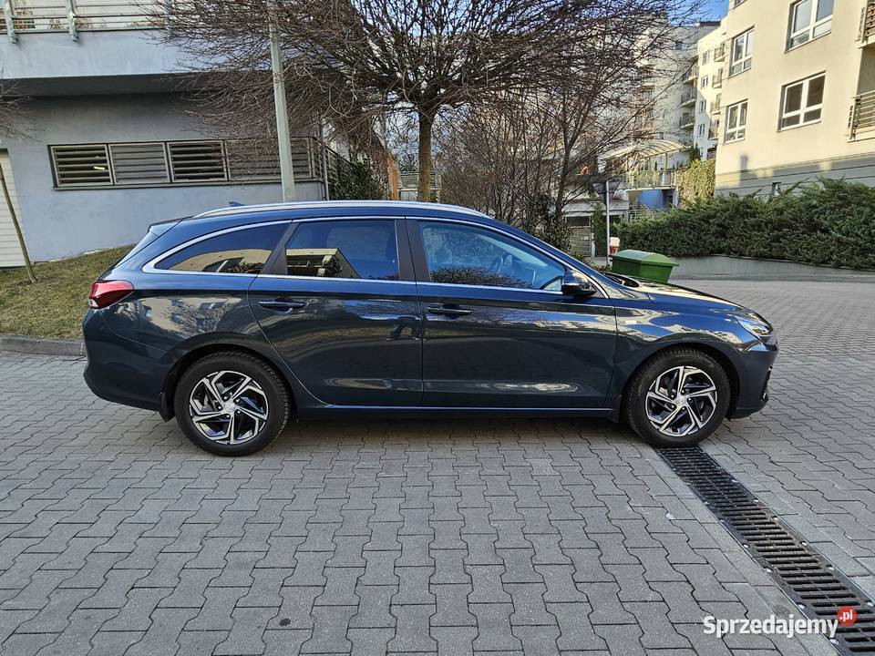 Sprzedam Hyundai i30 15 TGDI 48V MHEV 160 kombi Warszawa sprzedam