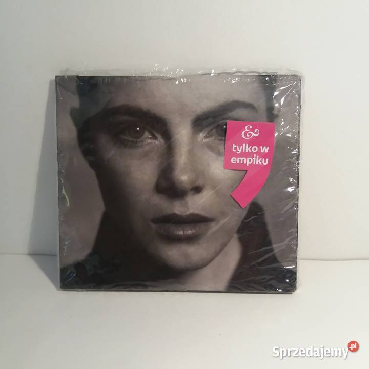 Julia Marcell Sentiments z autografem nowy w Warta