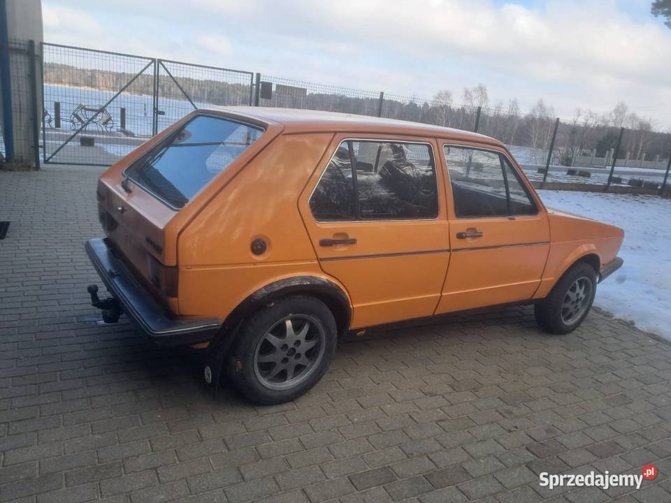 Golf 1 Benzyna Nowe Chechło sprzedam