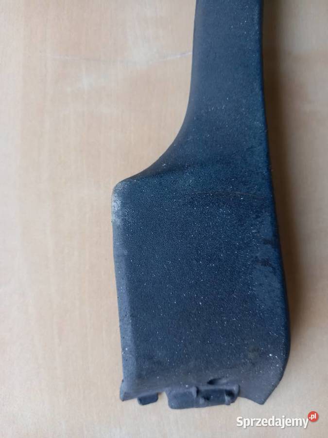 VW Golf II nakładka tylnego nadkola lewa Bukownica