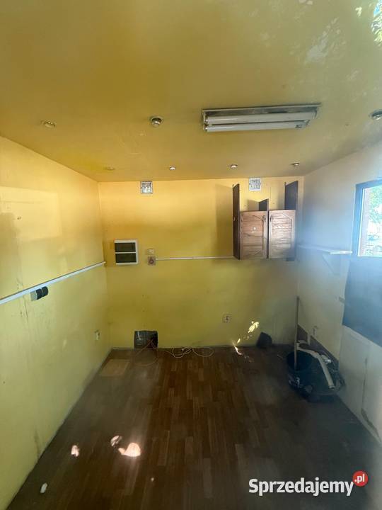 Syndyk sprzeda pawilon handlowy Kędzierzyn-Koźle