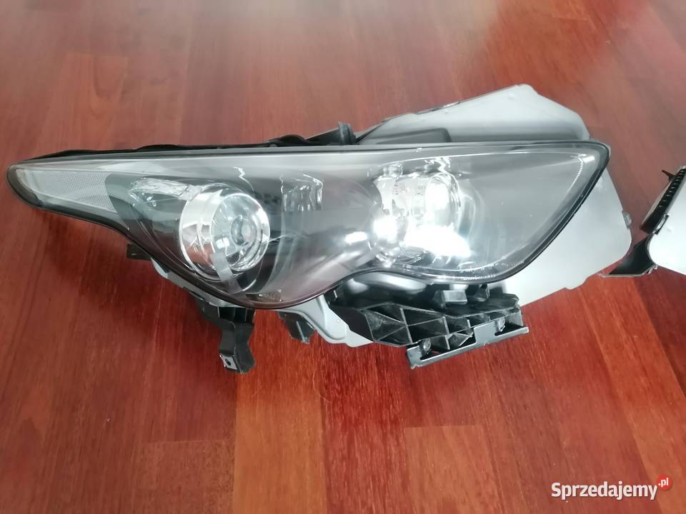 Lampy reflektory przód Infiniti QX70 Radom