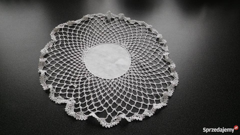 haft koronka serwetka serweta cudna rękodzieło Gdańsk