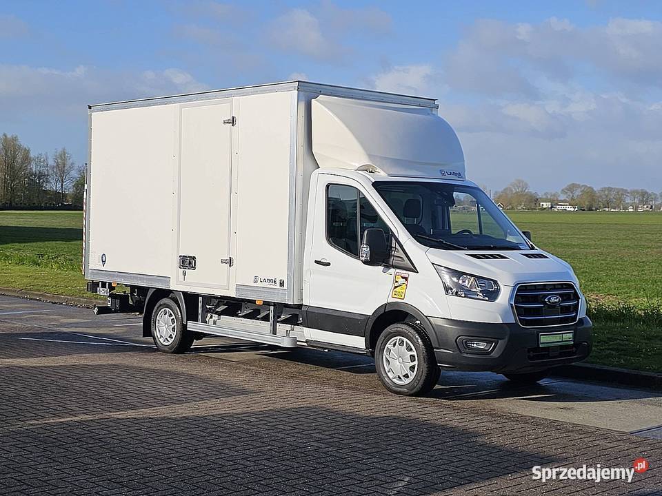 Ford ETRANSIT kontener winda załadowcza 4x2 2025