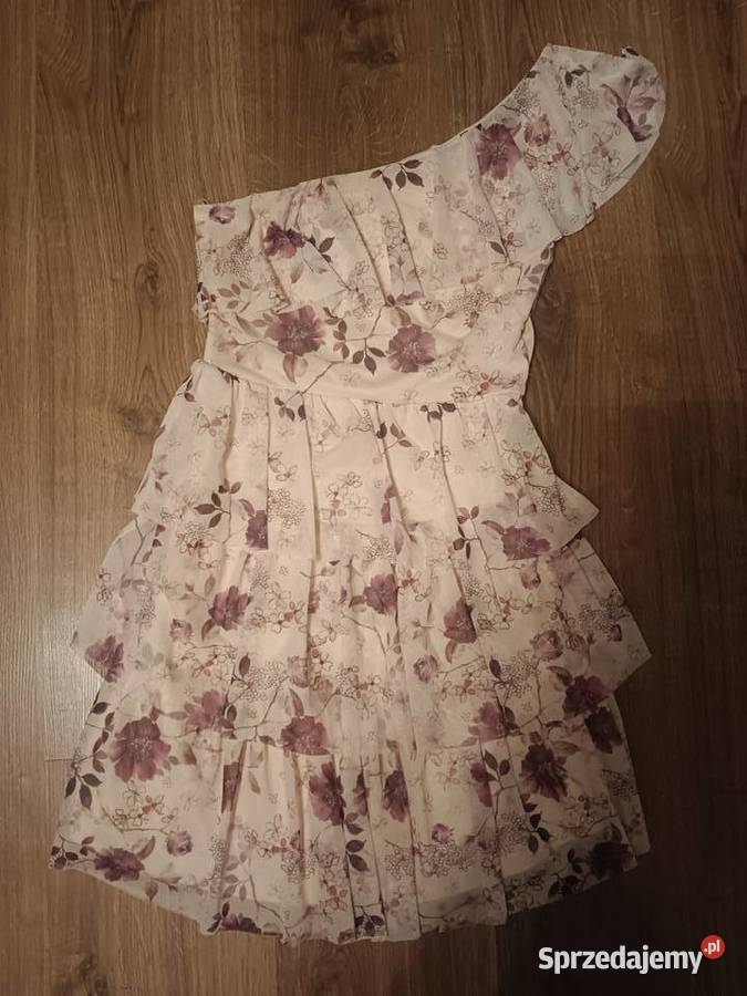 Sukienka letnia mini na jedno ramię falbanki